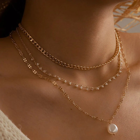 Pearl Pendant Layered Necklace